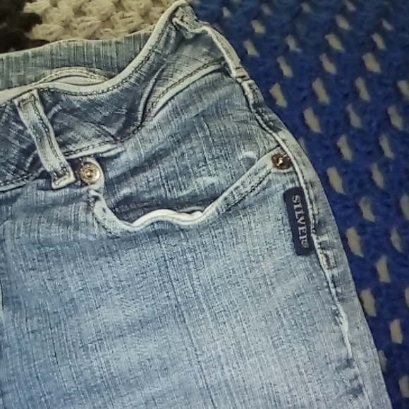 Jeans - Picture 3 of 9